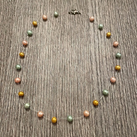 Multi colored pearl necklace - Picture 3 of 8